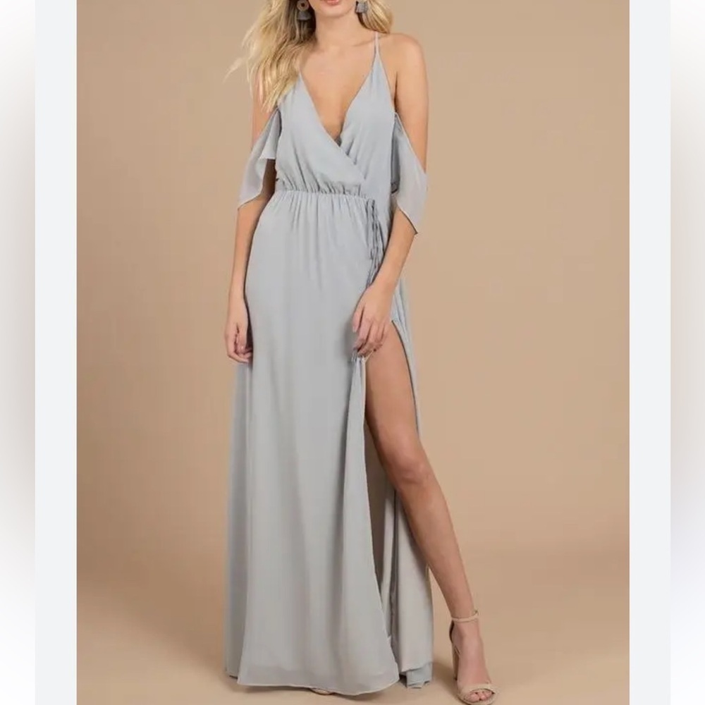 Tobi | NWT Gray Cold Shoulder Side Slit Blue Rhythm Tassel Strappy Maxi Dress S